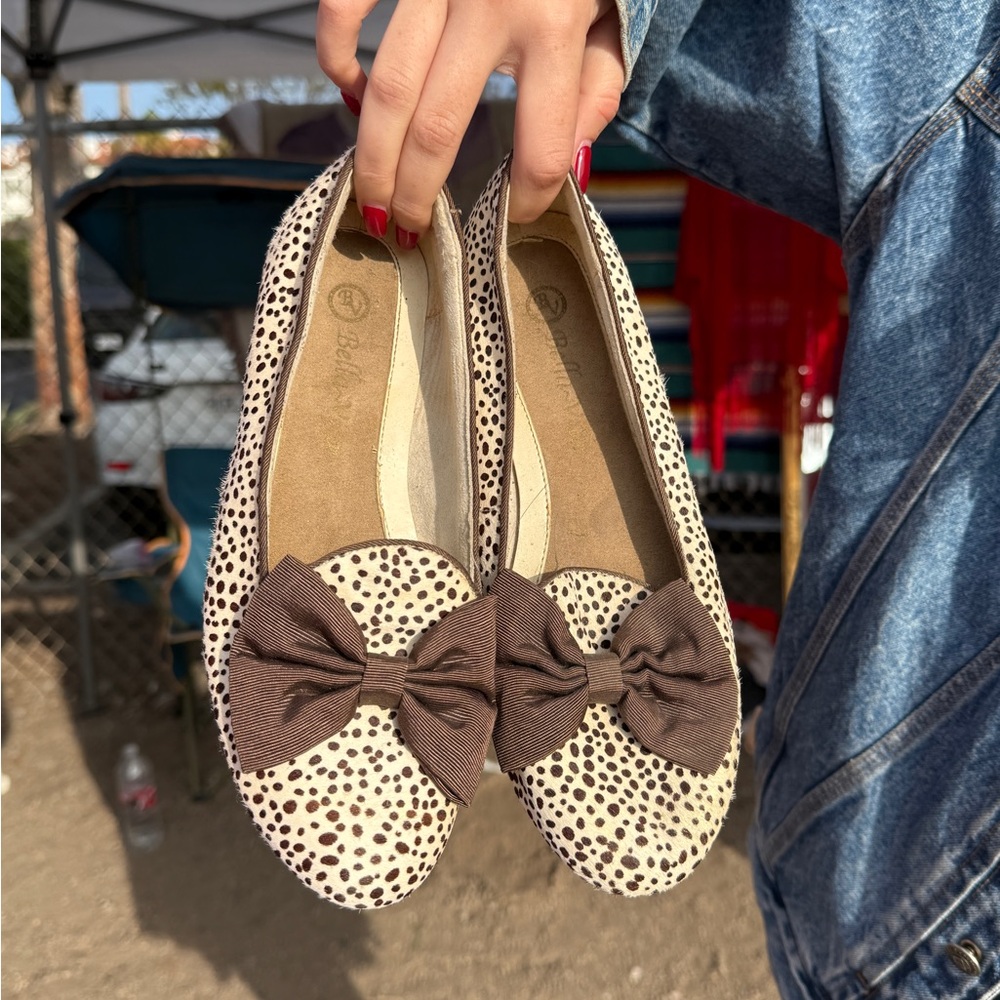 Bella Vita Cream and Brown Bow Flats
